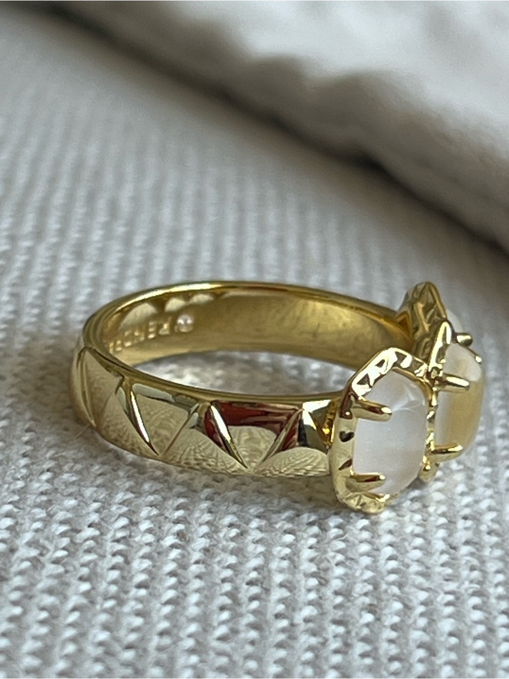 Kendra Scott Ring - Picture 4 of 9